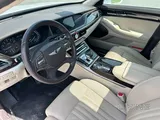 GENESIS  G90 / 5.0 L  